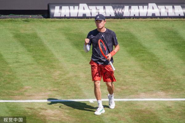 舞台上奋勇 舞台上奋勇