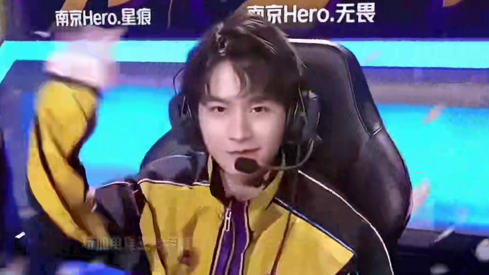 也揭示了中 也揭示了中